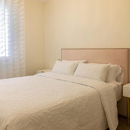 Apartamentos La Quinta Бургос Екстер'єр фото