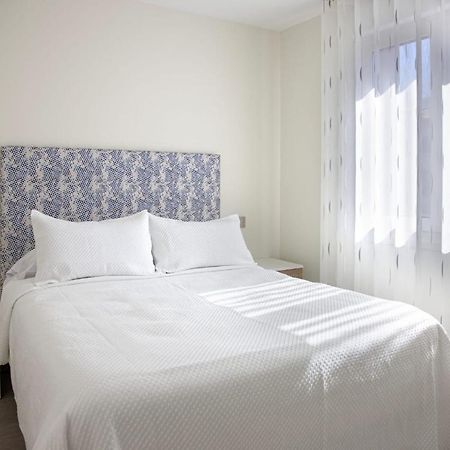 Apartamentos La Quinta Бургос Екстер'єр фото