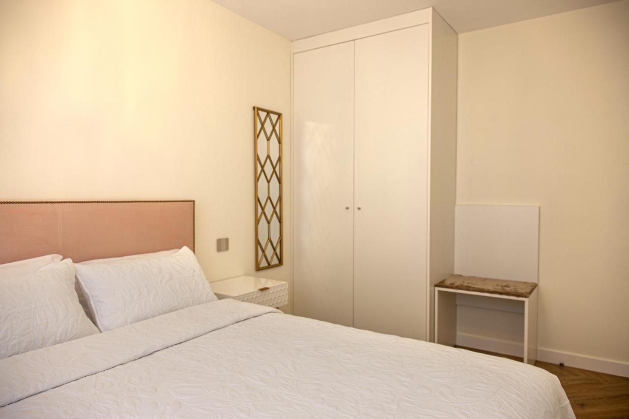 Apartamentos La Quinta Бургос Екстер'єр фото