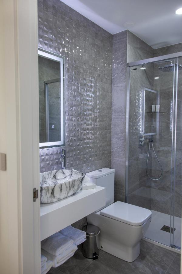 Apartamentos La Quinta Бургос Екстер'єр фото