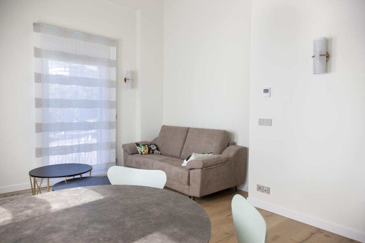 Apartamentos La Quinta Бургос Екстер'єр фото