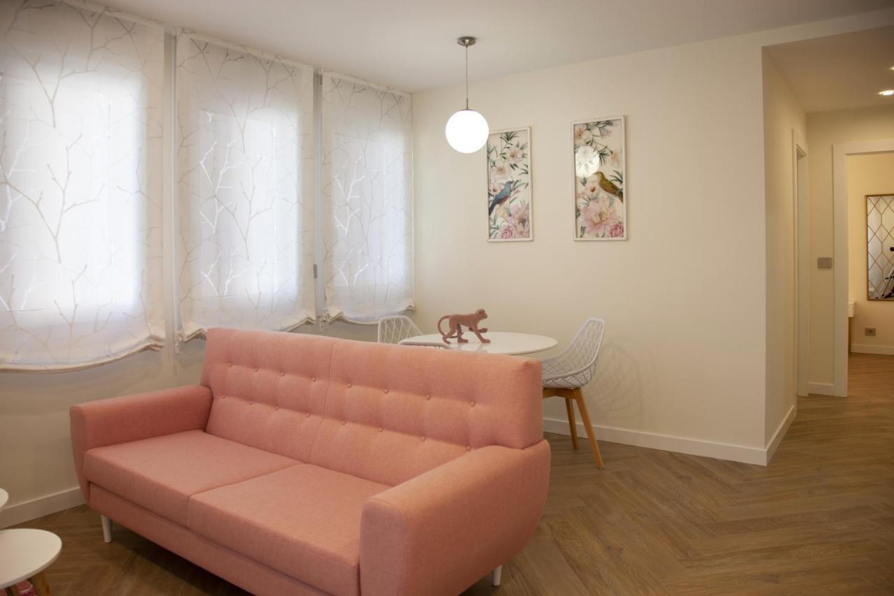 Apartamentos La Quinta Бургос Екстер'єр фото