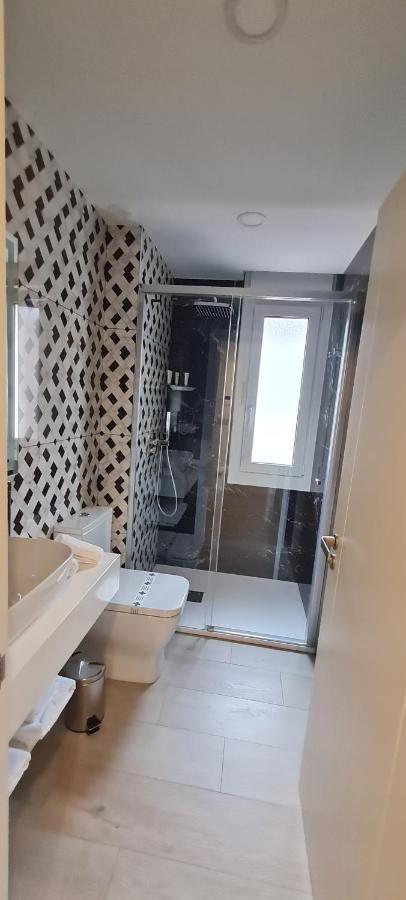 Apartamentos La Quinta Бургос Екстер'єр фото
